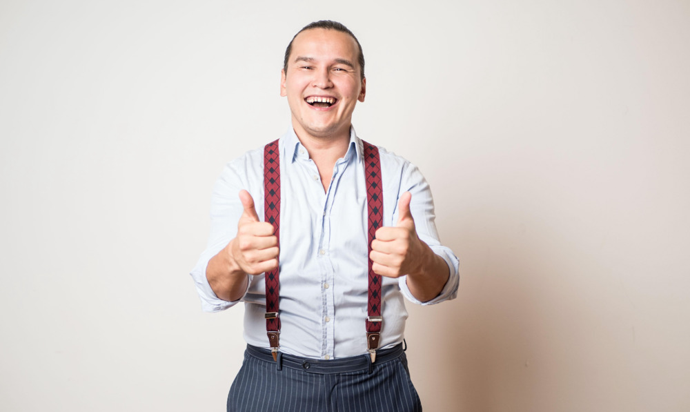 Вопрос эксперту: тренер по радости Митя Ефимов о том, что такое йога смеха