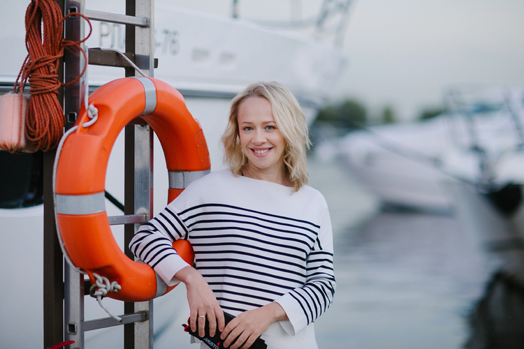 Как отказаться от карьеры и найти мечту. История Нины Синицыной, сменившей офис на море