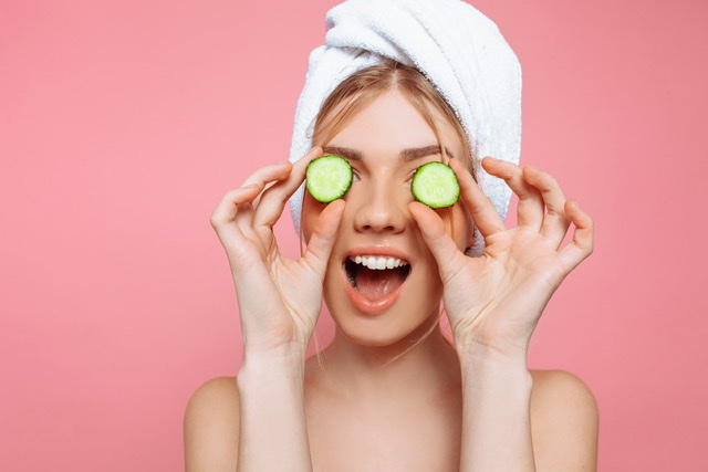 Как избавиться от мешков под глазами