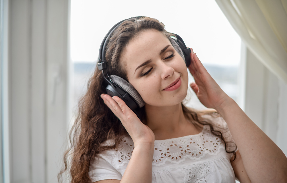 Кому вредно слушать веды?