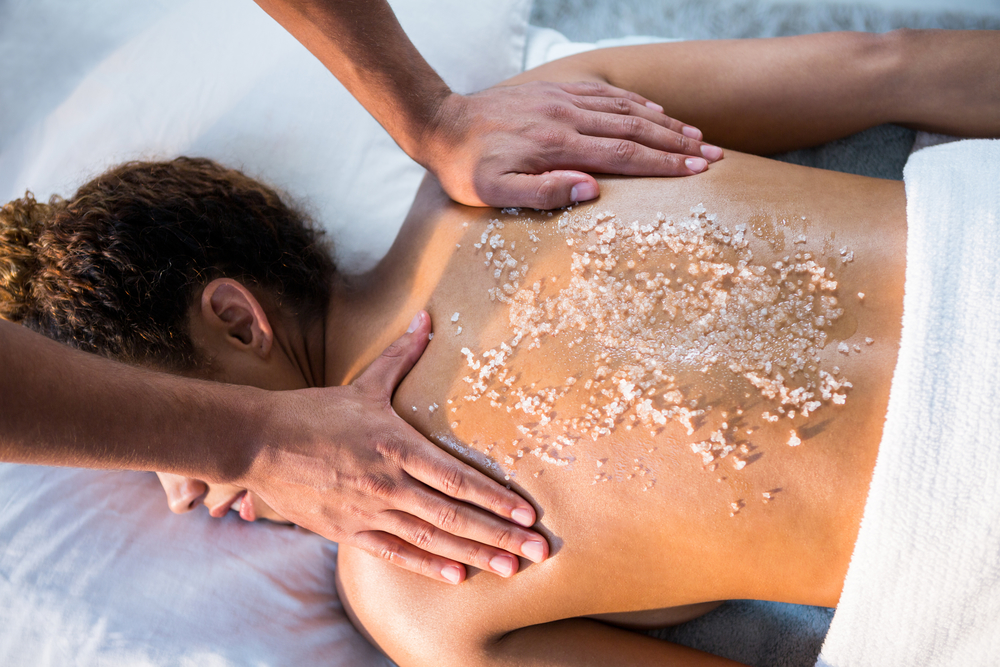 Детокс и расслабление: как я пробовала массаж с необычным бальзамом