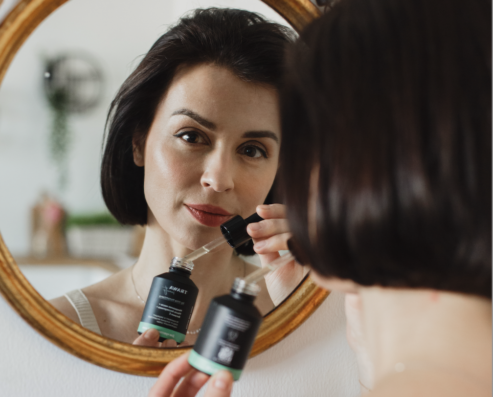 В стиле Organic Woman: новый уход для женщин, которые выбирают естественное омоложение