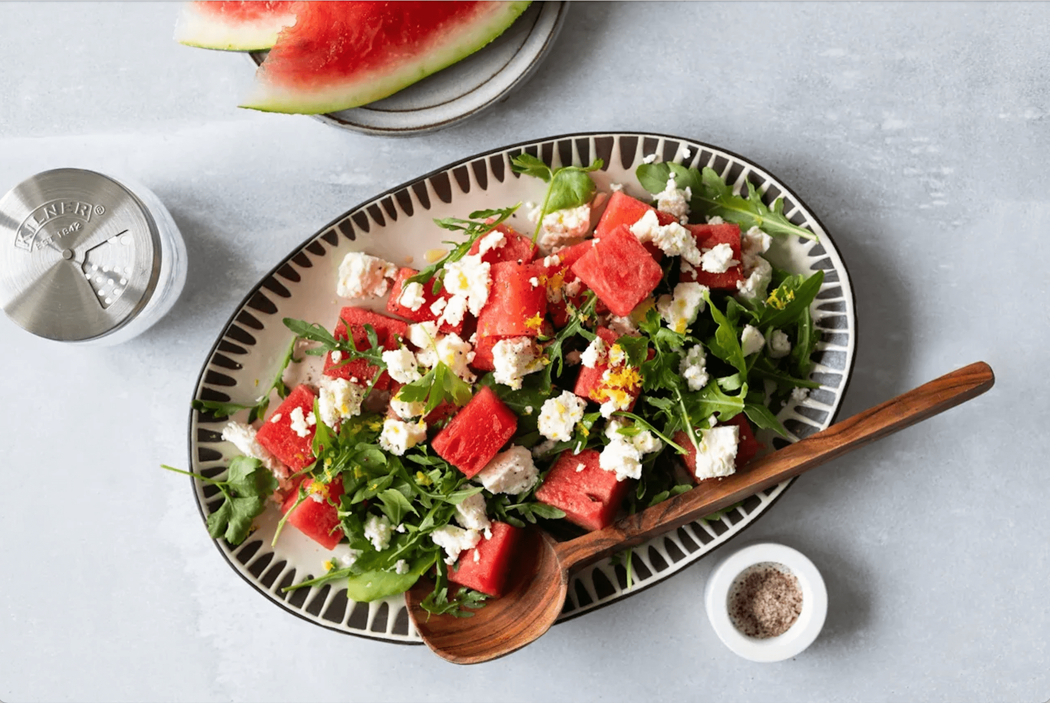 Салат с фетой и арбузом