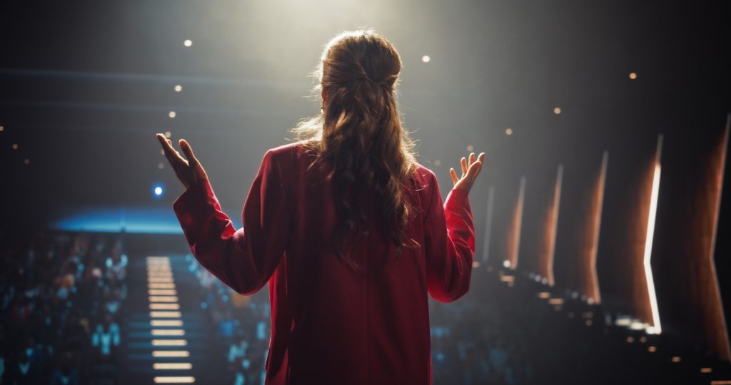 Почему только авторитет вашей личности позволит конкурировать с ИИ?