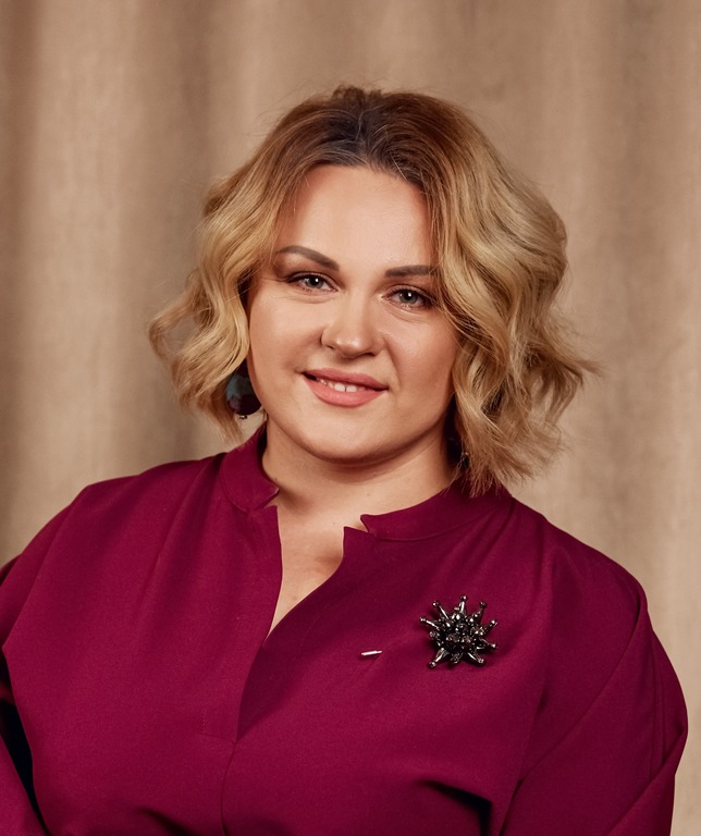 Яна Харитонова