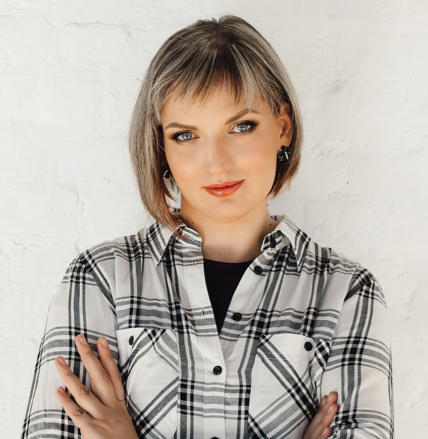 Янина Коновалова